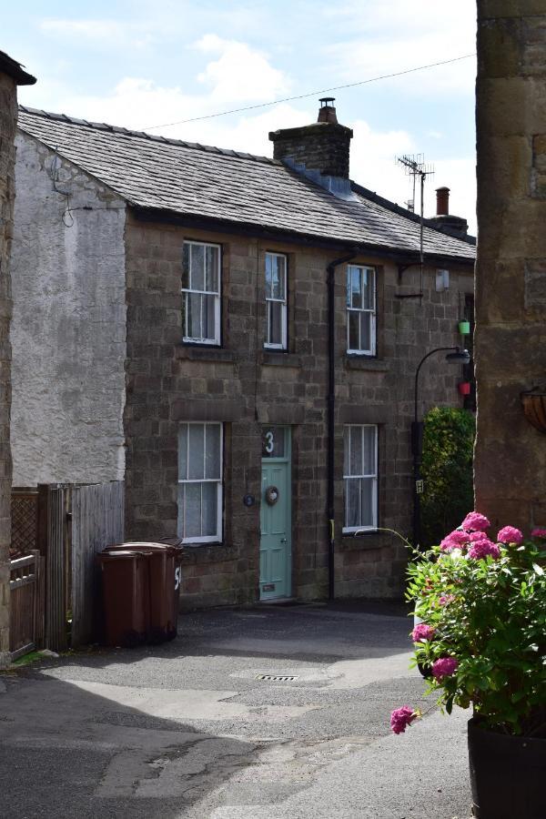 The Buxton Retreat A Luxurious 3-Storey Townhouse With Four Poster Bed And Double Jacuzzi Bath" 외부 사진