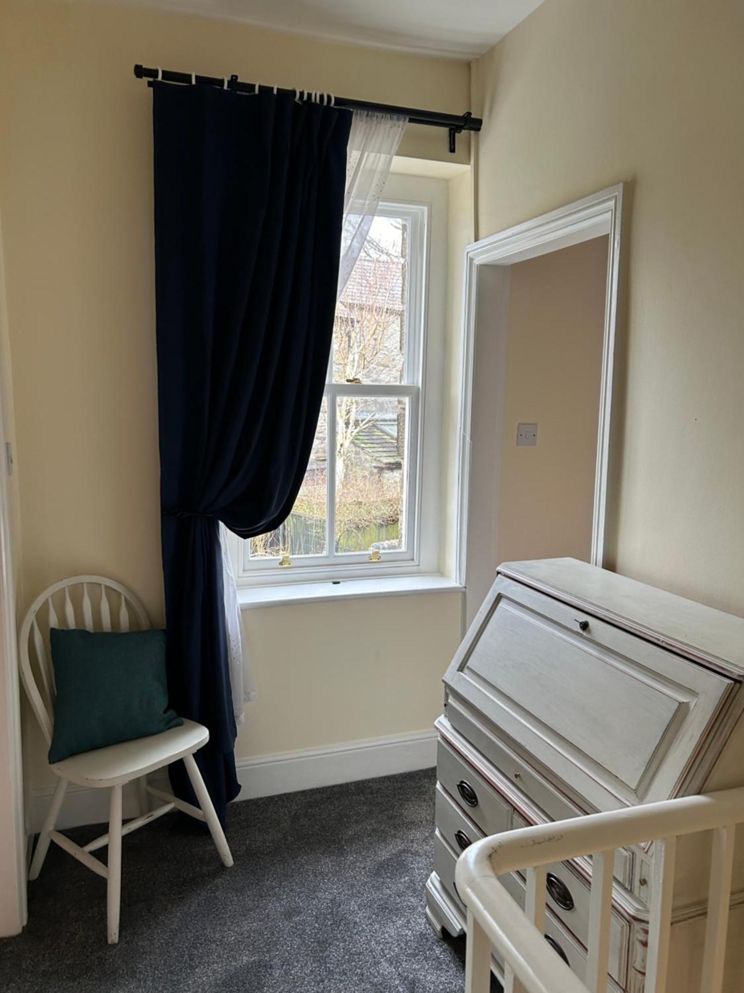 The Buxton Retreat A Luxurious 3-Storey Townhouse With Four Poster Bed And Double Jacuzzi Bath" 외부 사진
